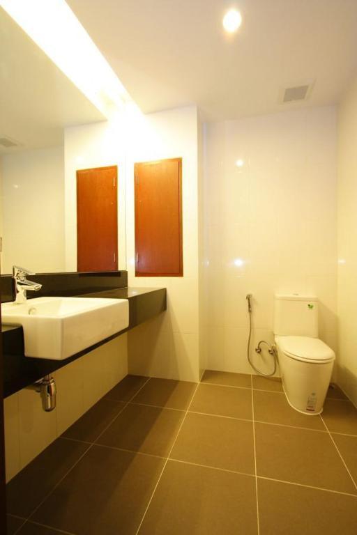 Kalim Beach Place Patong Exterior photo