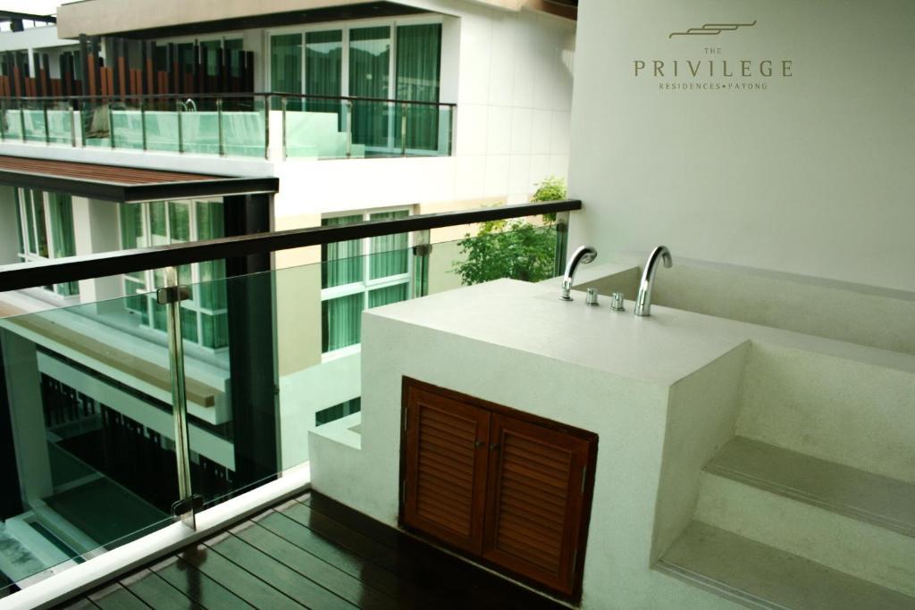 Kalim Beach Place Patong Room photo
